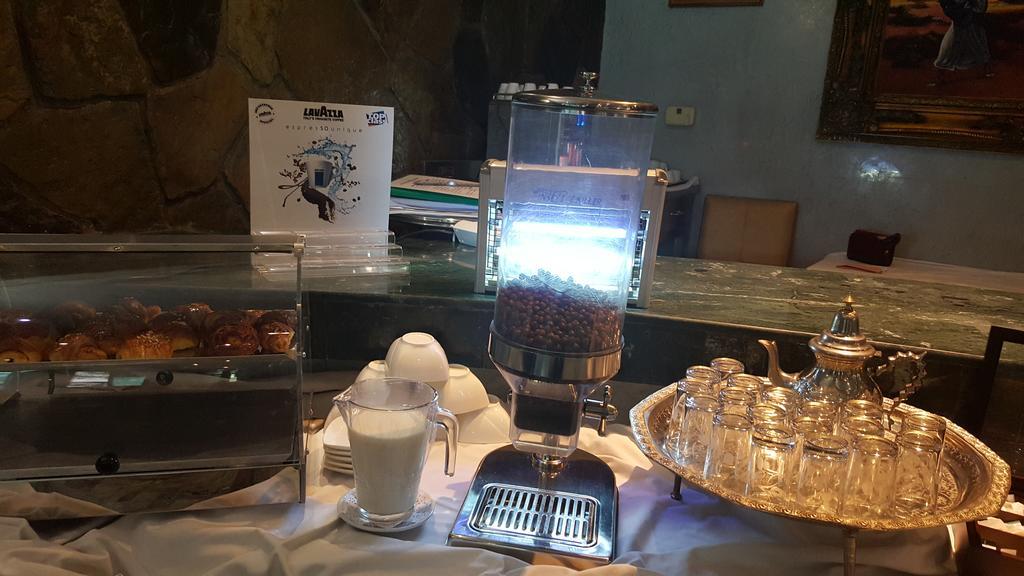 Rania Belmadina Hotel Casablanca Eksteriør bilde