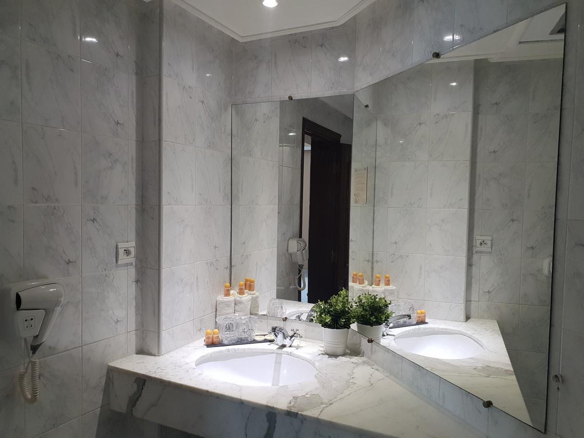 Rania Belmadina Hotel Casablanca Eksteriør bilde